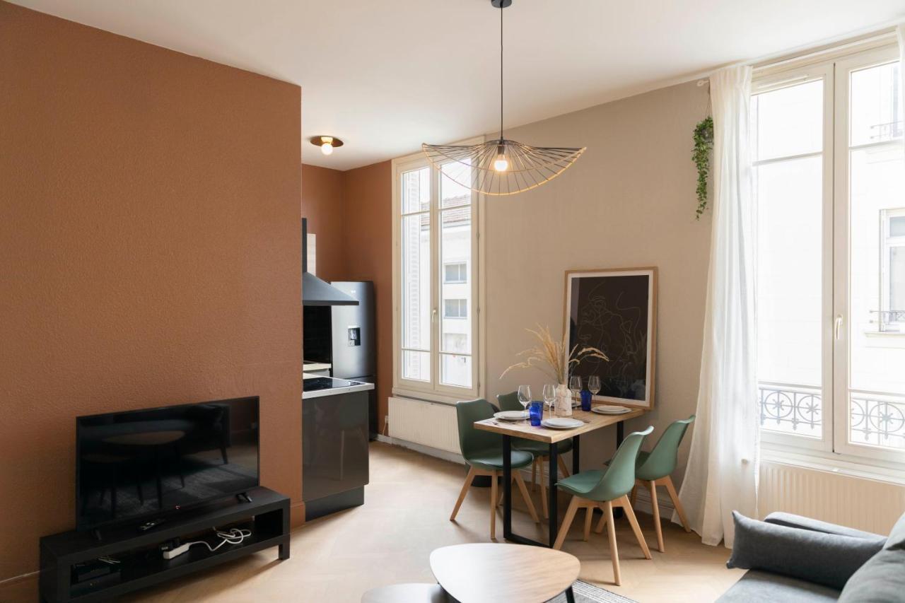 Exceptionnel Appart Haussmannien Au Coeur De Ville 트루아 외부 사진